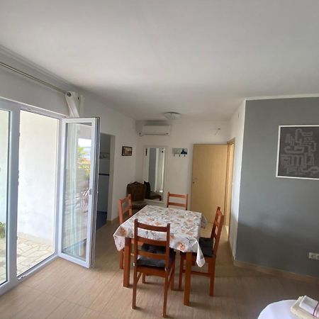 Merla Trogir Eksteriør billede